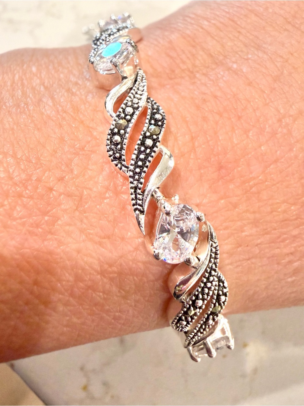 Sterling Silver Marcasite Ribbon Wave Tennis Bracelet 7.25”